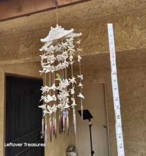 y253- 1970s seashell wind chime