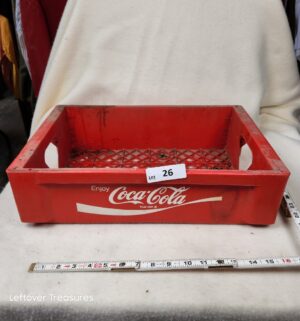 b26- 1970s red plastic Coca-Cola soda pop bottle carrier crate