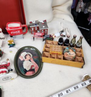 b34- collectible figurines - Image 4
