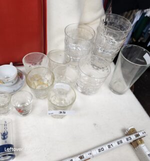 b35- collectible dishes, glasses - Image 3