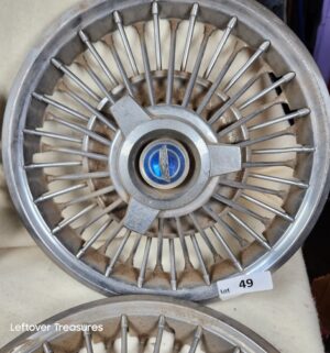 b49- 14-inch Ford wire spinner wheel covers, typically fitting 1963-1967 Mustang, Galaxie, or Falcon models - Image 3