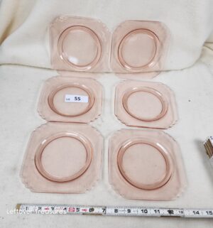 b55- six vintage pink depression glass plates