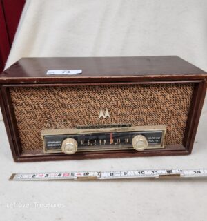 b73- Motorola Model 56W tube radio from 1955