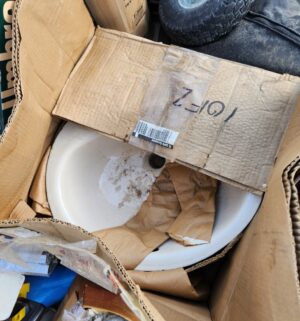 y41- HUGE Pile of usable hardware, tools. Buyer to take all - Image 4