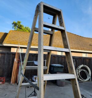 y44- 8ft contruction grade ladder - Image 2
