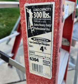 y45- Werner 4ft ladder. Model 6304 - Image 2