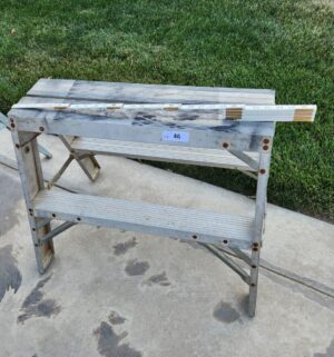 y46- fold up step ladder - Image 1