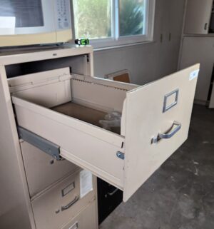 y54- hon legal size file cabinet - Image 2