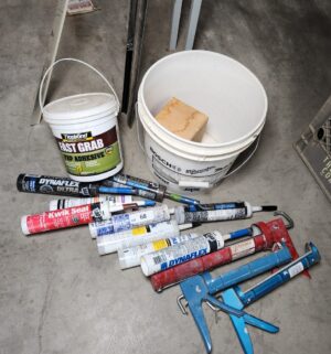 y68- caulk - Image 1