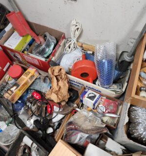 y76- HUGE Pile of useful hardware, and items - Image 4