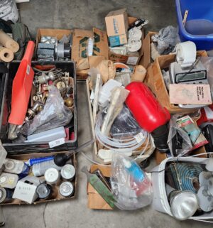y77- large assortment of useful hardware, products - Image 2