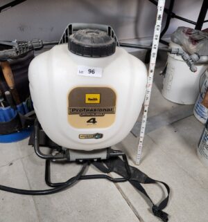 y96- Smith Sprayer Professional Contractor Backpack. 4 Gallon - Image 1