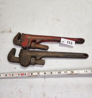 y111- 14 inch pipe wrenches - Image 1
