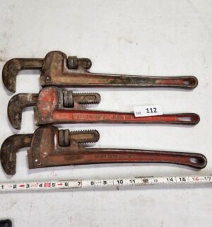 y112- 18 inch pipe wrenches