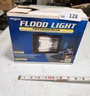 y128- flood light - Image 1