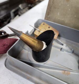 y131- Keuffel & Esser (K&E) Builders Transit Level - Image 2
