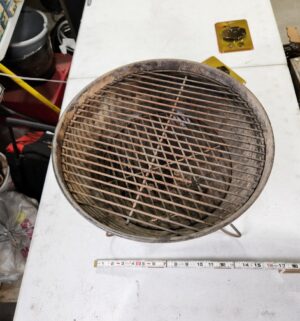 y148- weber table top bbq - Image 2