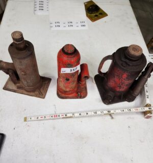 y157- bottle jacks - Image 2