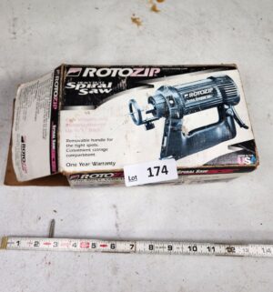 y174- rotozip spiral saw - Image 1
