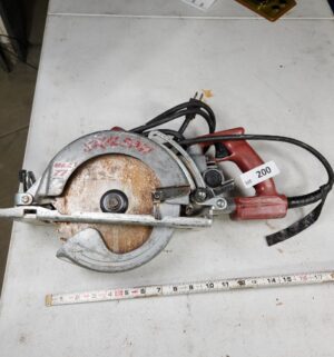 y200- skilsaw HD77M - Image 1