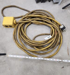 y204- heavy duty extension cord - Image 1