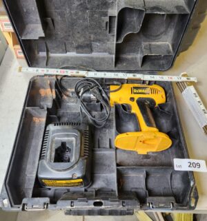 y209- dewalt drill w/ charger, no battery - Image 1