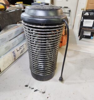 y219- black flag bug zapper - Image 2