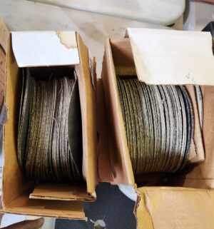 y223- 2 boxes of sand paper - Image 2