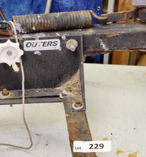 y229- Outers clay pigeon thrower. Very weathered - Image 2