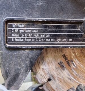 y238- black & decker 10 inch miter saw. Tested/works - Image 2