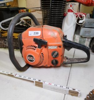 y239- Husqvarna Tomos Type 65L. Chainsaw. Has compression - Image 2