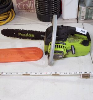 y240- poulan 1800 chainsaw. Ran briefly. - Image 1