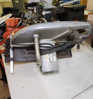 y242- Makita 415mm Circular Saw. Model 5402 w/ extra blades. Tested/works - Image 3