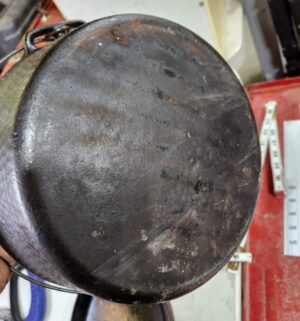 y250- vintage cast iron stock pot. No brand - Image 3