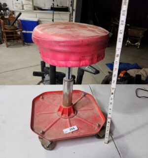 y266- rolling shop stool - Image 1