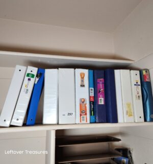 y297- binders - Image 1