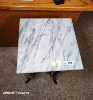 y305- French Country-style pedestal table features a white marble top - Image 2