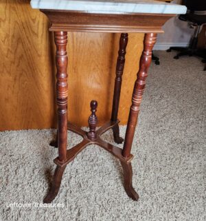 y305- French Country-style pedestal table features a white marble top - Image 3
