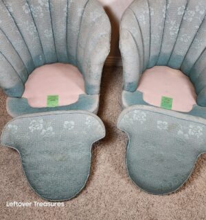 y306- pair of Art Deco style tub chairs featuring shell-shaped backs - Image 4