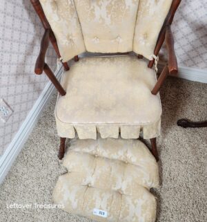 y313- antique Royal Furniture Colonial-style wingback chair - Image 2