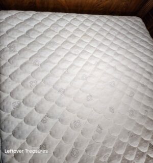 y321- Hotel Collection Eastern King 76x80 Mattress & Boxspring Only. NO FRAmE - Image 2