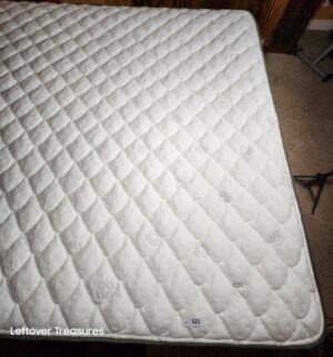 y321- Hotel Collection Eastern King 76x80 Mattress & Boxspring Only. NO FRAmE - Image 3