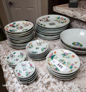 y345- antique Chinese Famille Rose porcelain dishes, Jiangxi Jingdezhen Famous Porcelain - Image 2