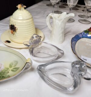 y347- collectible dishes - Image 2