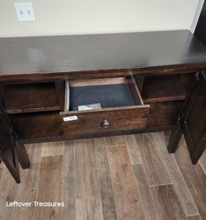 y350- Signature Design by Ashley Haddigan dining server - Image 3