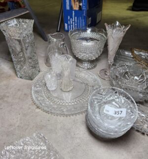 y357- crystal dish collection - Image 1