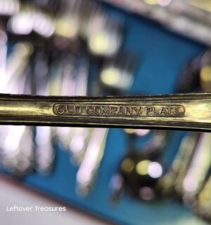 y412- Silverplate flatware w/ tray - Image 3