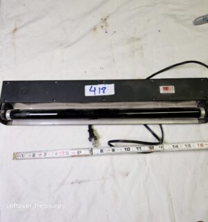 y418- black light - Image 1