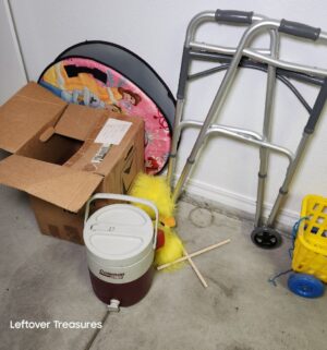 y437- household item collection. Items in boxes and bags - Image 3
