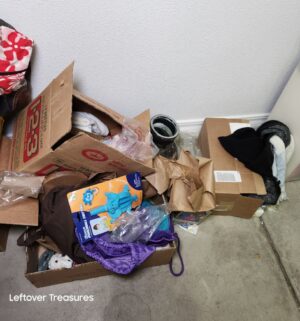 y437- household item collection. Items in boxes and bags - Image 4